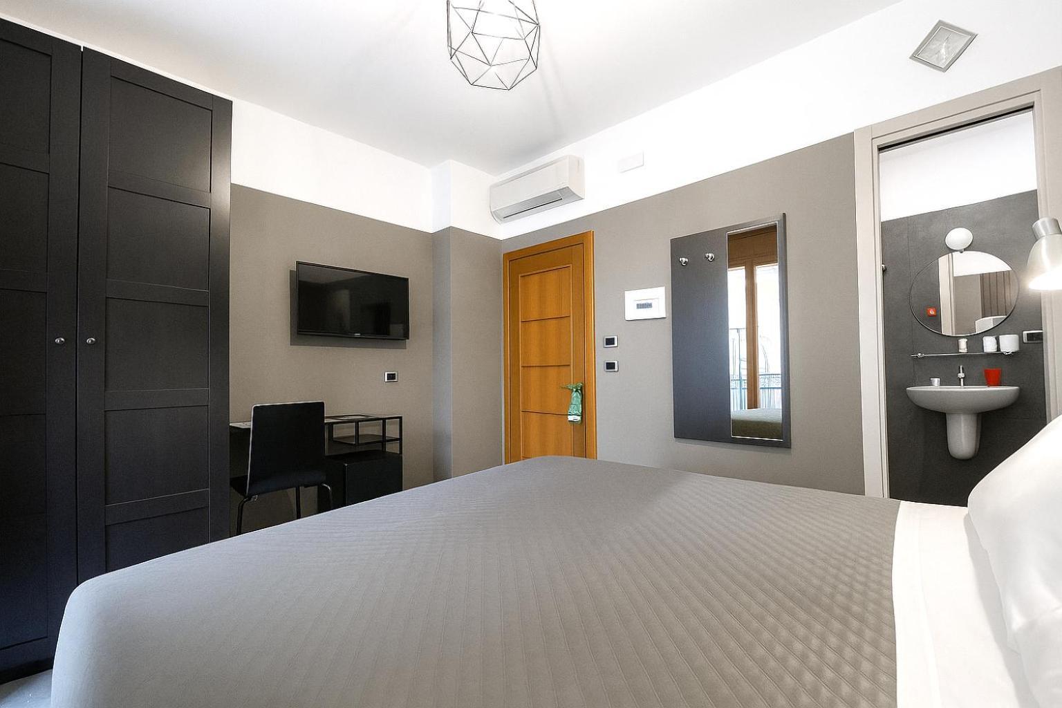 Hotel Piazza Carità Napoli Esterno foto