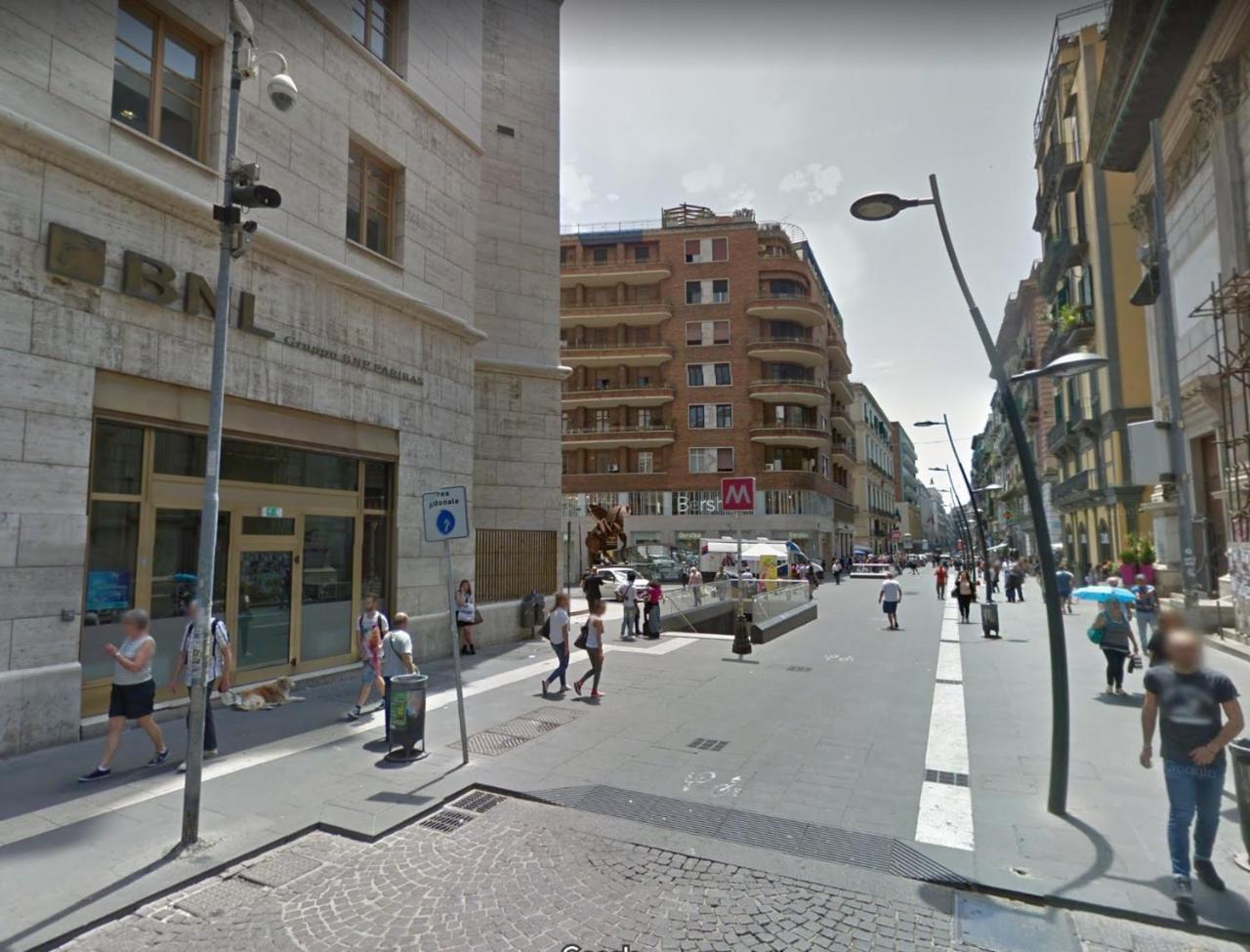 Hotel Piazza Carità Napoli Esterno foto